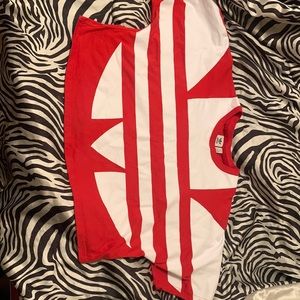 Medium red Adidas sport crop